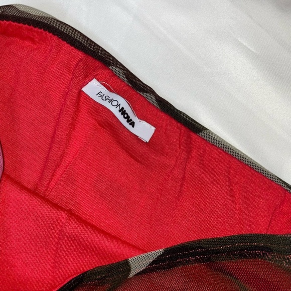 Fashion nova camo skirt set - Picture 3 of 6